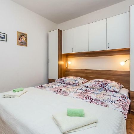 Apartments Marica Skrbčići Eksteriør billede