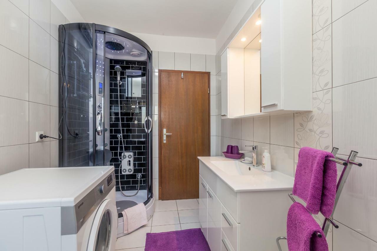 Apartments Marica Skrbčići Eksteriør billede