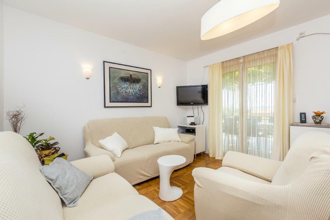 Apartments Marica Skrbčići Eksteriør billede